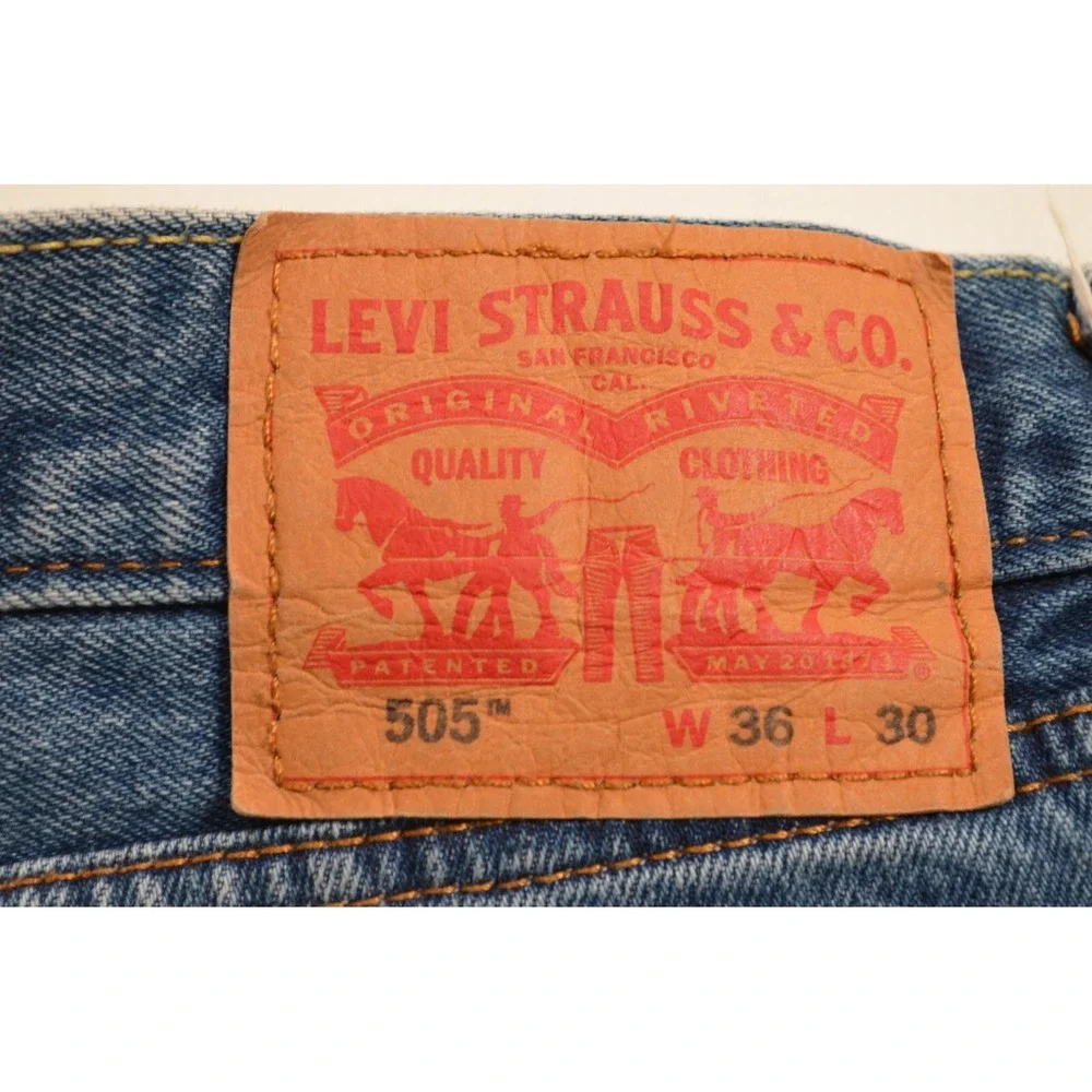 Levi Strauss Levi's 505 Denim Blue Jeans Men's 36‎ x30 Inseam 29.5